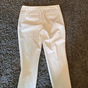 Express Pants - White and black Express columnist ankle pant Express Pants - White and black Express columnist ankle pant
